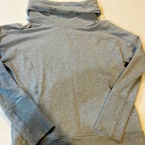 Lululemon gray turtleneck sweatshirt